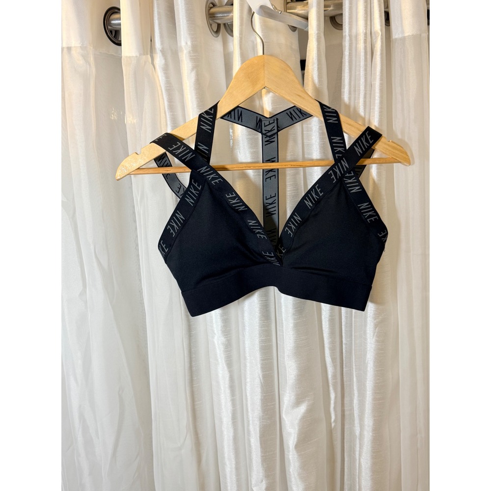 Nike Indy Sports Bra Womens Medium Black Strappy Dri-FIT V-Neck Logo Straps